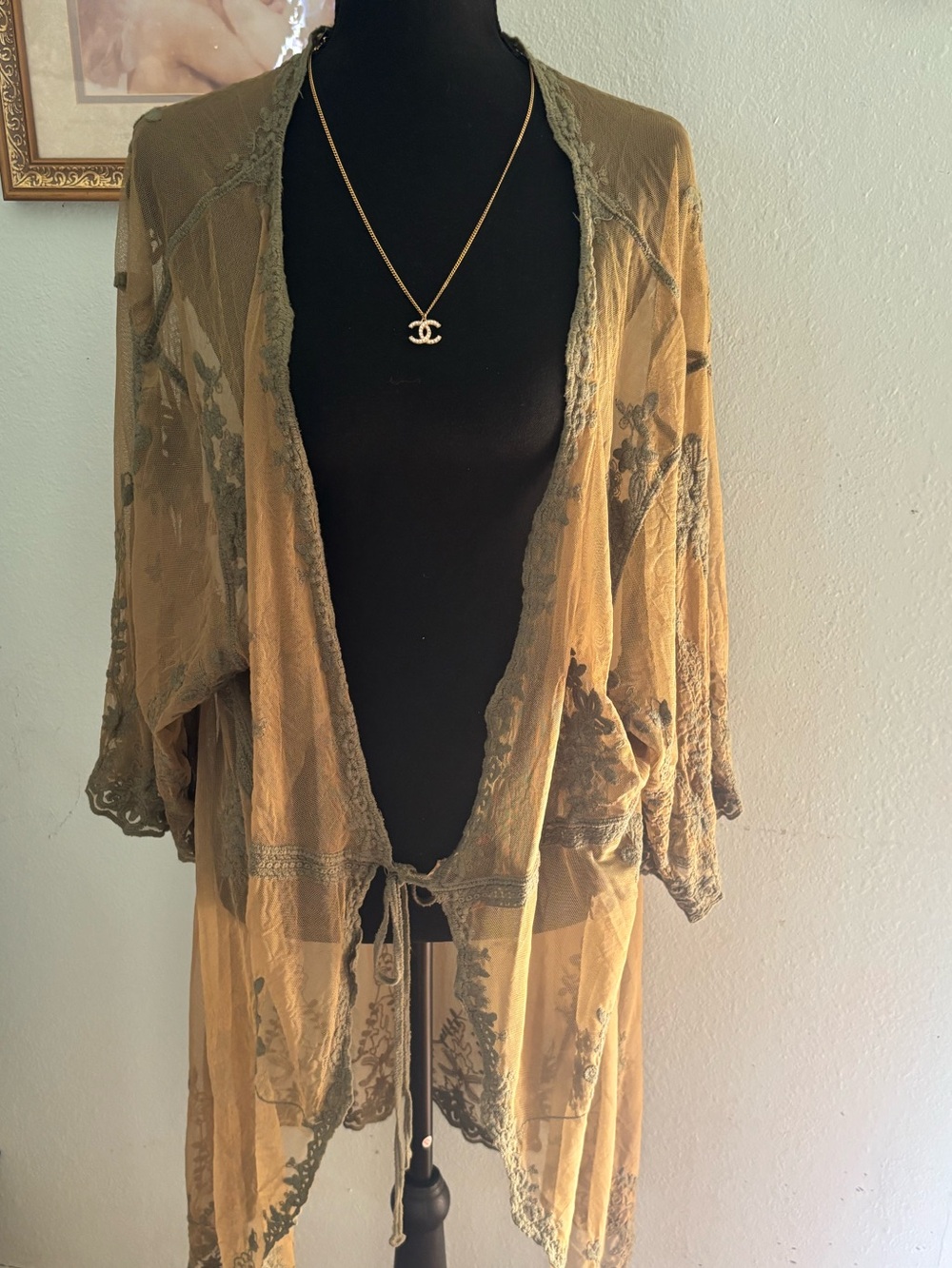 David and Young Olive Green Sheer Lace Kimono